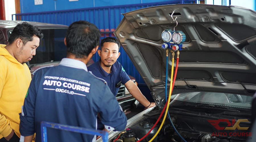 KAROMAH TEKNIK AC: Solusi Pendingin Mobil Terpercaya di Cilacap